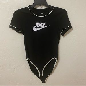 Nike Bodysuit Top SIZE MEDIUM